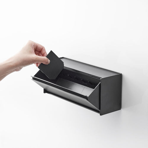 マグネットお薬＆サプリメント収納ケース（ブラック）